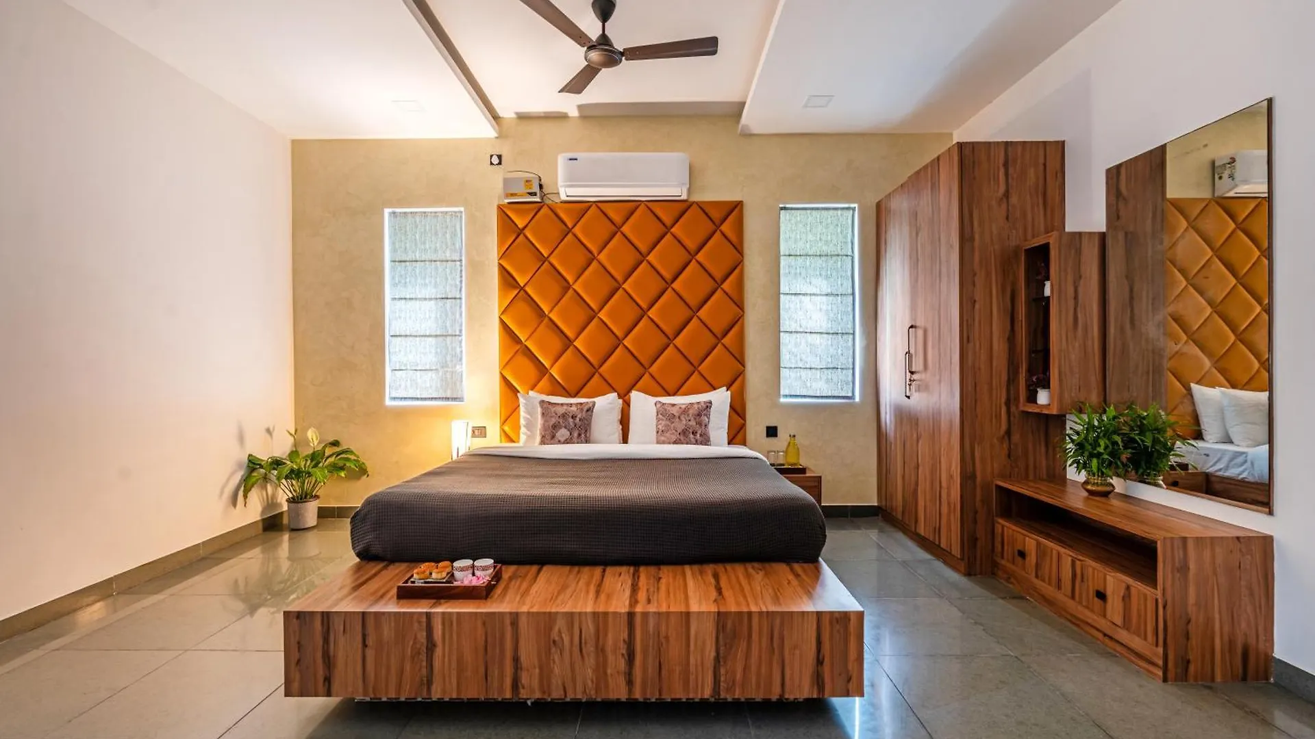 Villa Senaro Luxury Farm Agali India